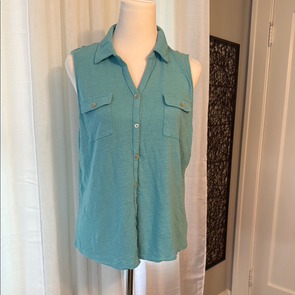 Talbots Blue Sleeveless Button Down Blouse